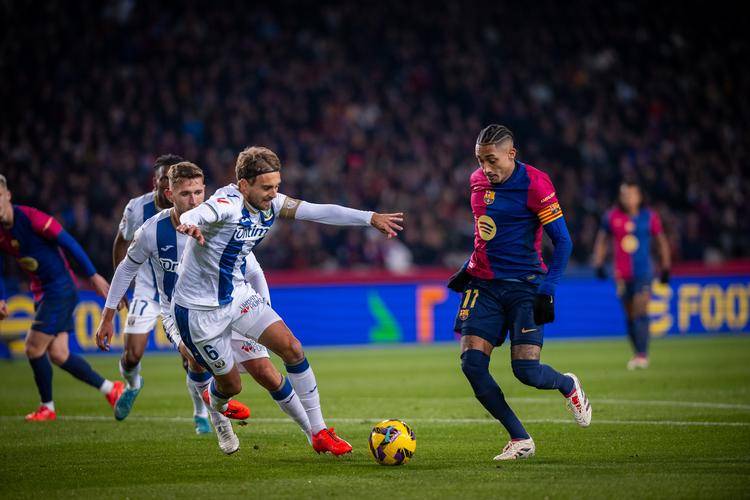 爱游戏app下载-莱加内斯主场取胜，豪取三分