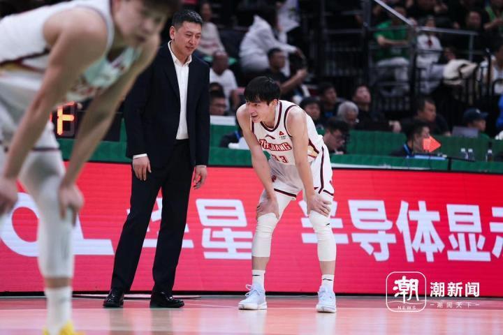 爱游戏网页版-贵州男篮终结对手连胜，取得复仇