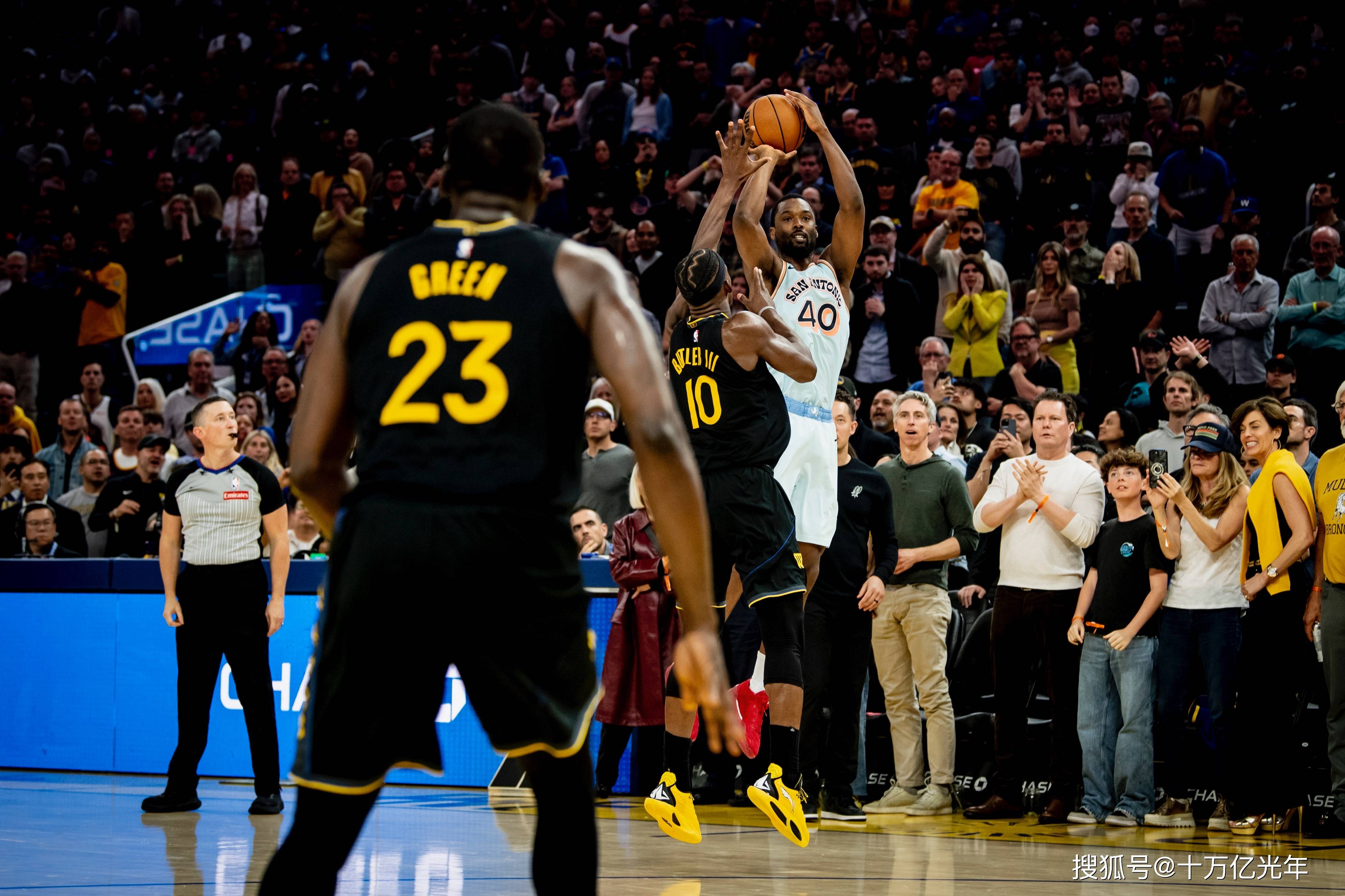 阿拉维斯主场绝杀,陷入泥潭 阿拉维斯主场绝杀,陷入泥潭