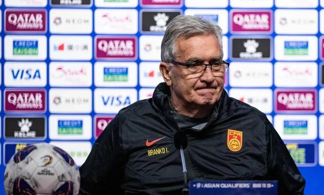 关于球队遭遇三连败,主帅或面临解职的信息 关于球队遭遇三连败,主帅或面临解职的信息