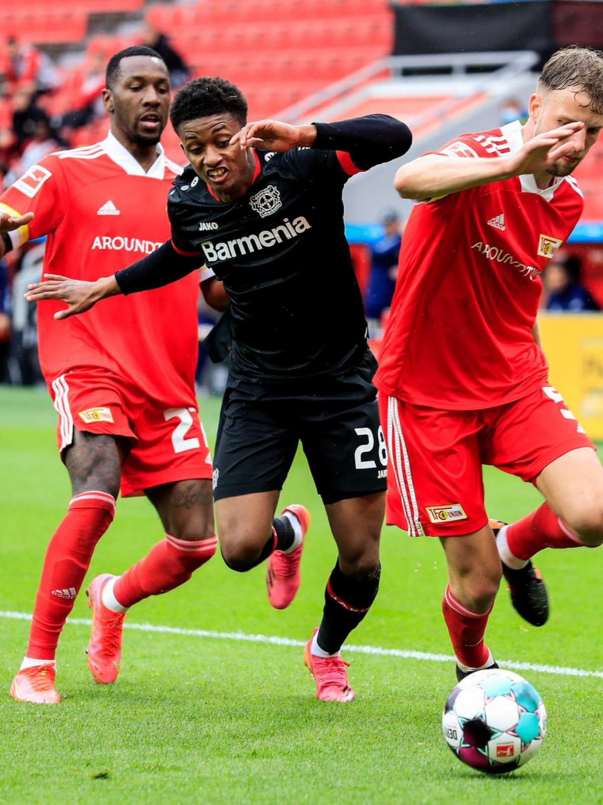 切尔西决战曼联客场,争取三分带回的简单介绍 切尔西决战曼联客场,争取三分带回的简单介绍