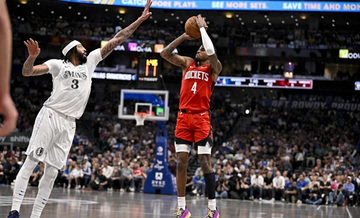 爱游戏登录入口-火箭球员接受集体训练，备战季后赛