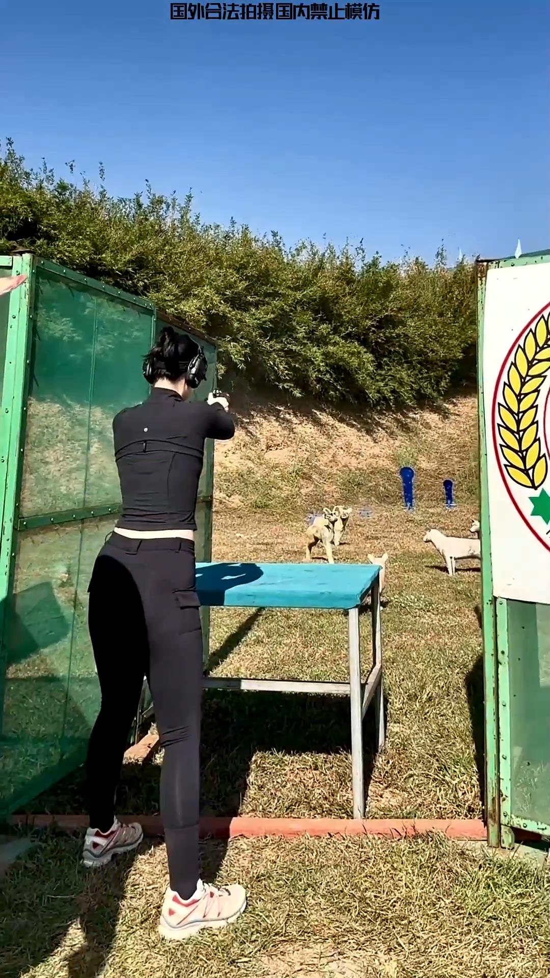 爱游戏登录-关于英姿飒爽：球场上充满了挑战和希望的信息