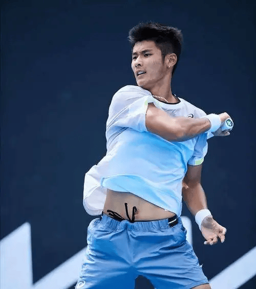 爱游戏官网入口-突尼斯女足遭遇挑战，艰难取胜