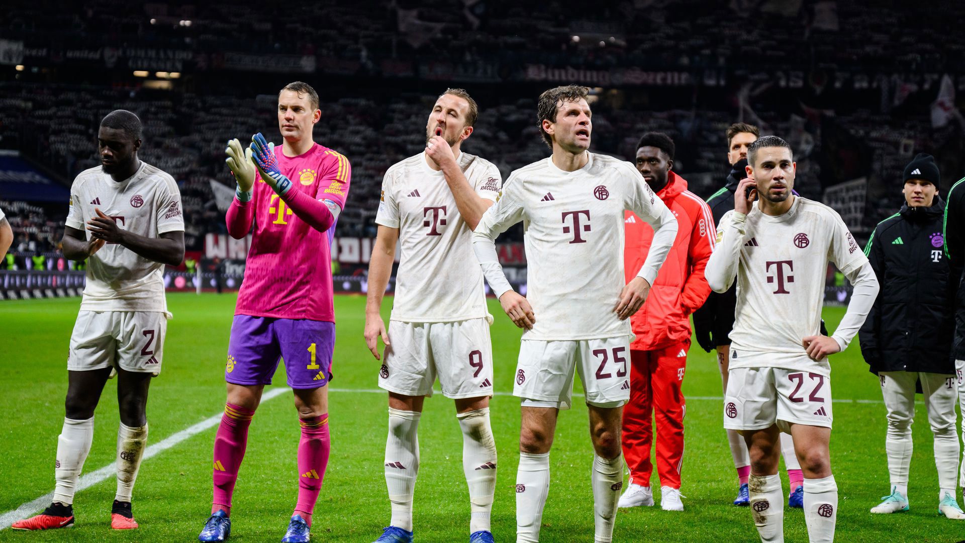 爱游戏在线-包含拜仁逆转皇马，展现出强大的实力和团队合作的词条