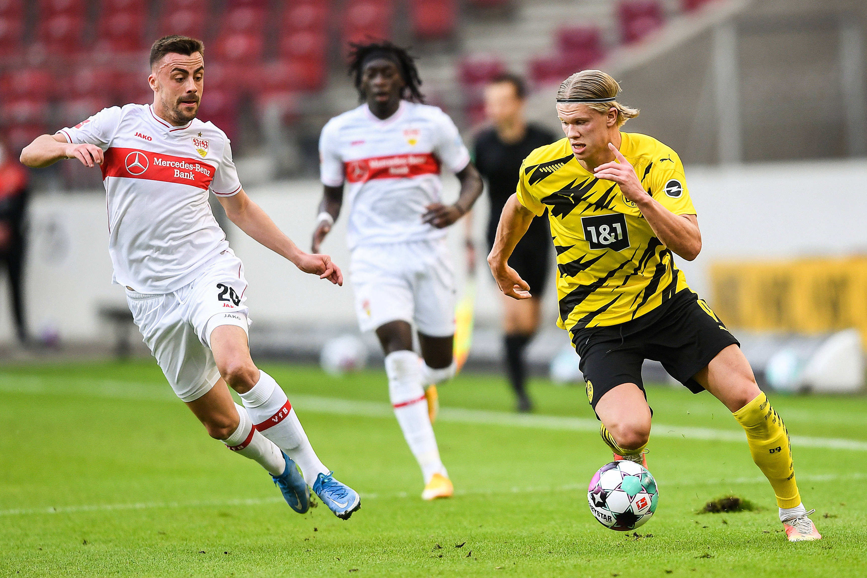 爱游戏app下载-斯图加特主场被逼平，德甲保级形势严峻的简单介绍