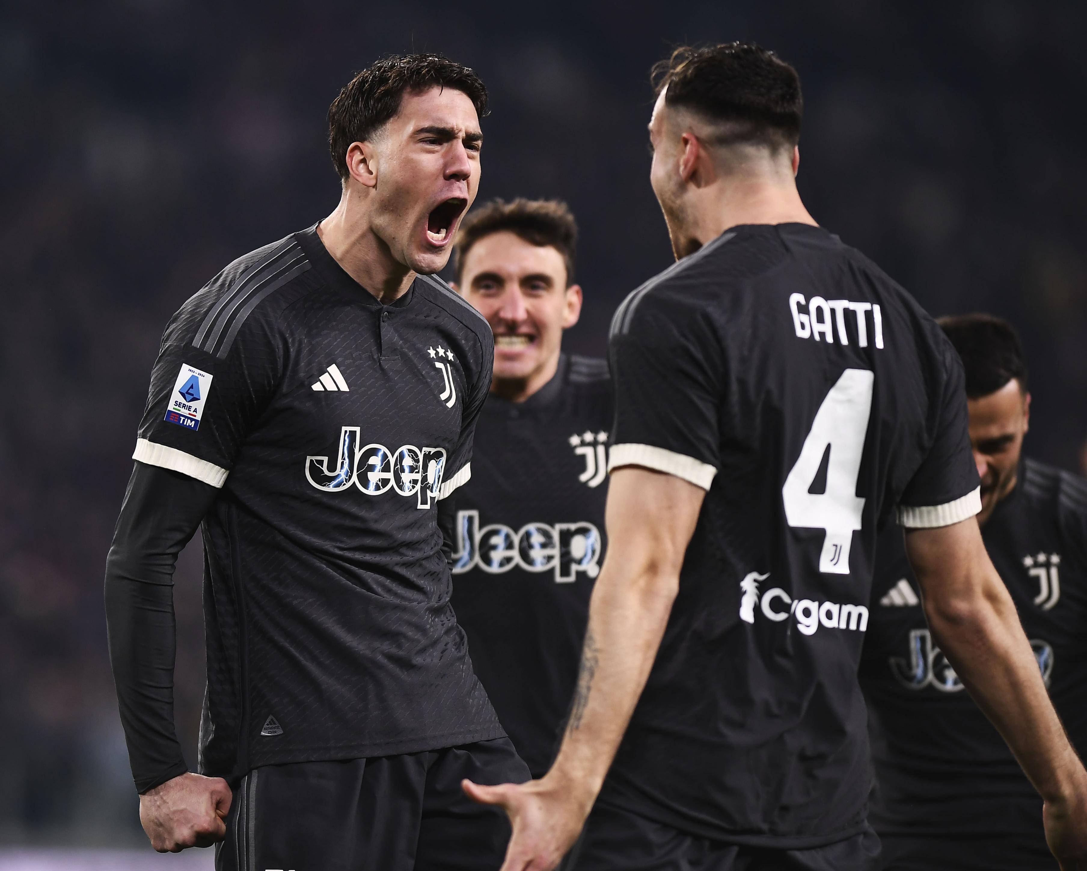 切尔西将迎战皇家马德里的激情交锋 切尔西将迎战皇家马德里的激情交锋