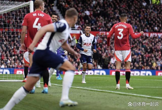 爱游戏在线-曼联客场惨败，冲击英超冠军希望受挫