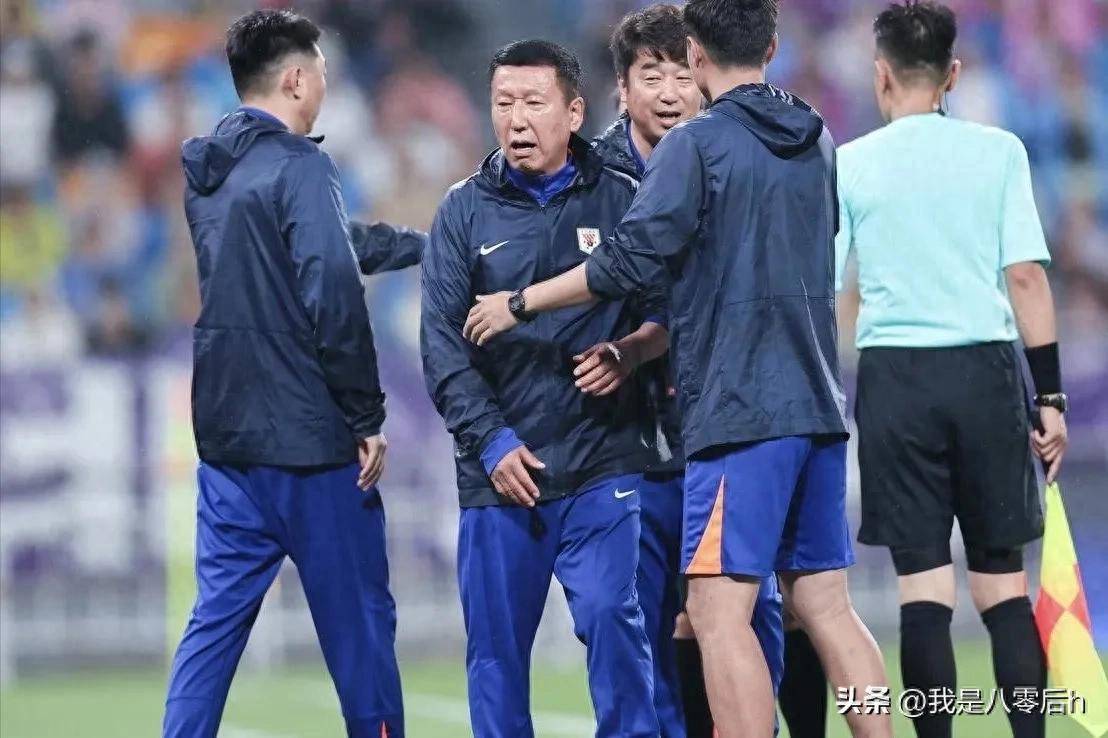 球队青年球员崭露头角,成为关键先生 球队青年球员崭露头角,成为关键先生