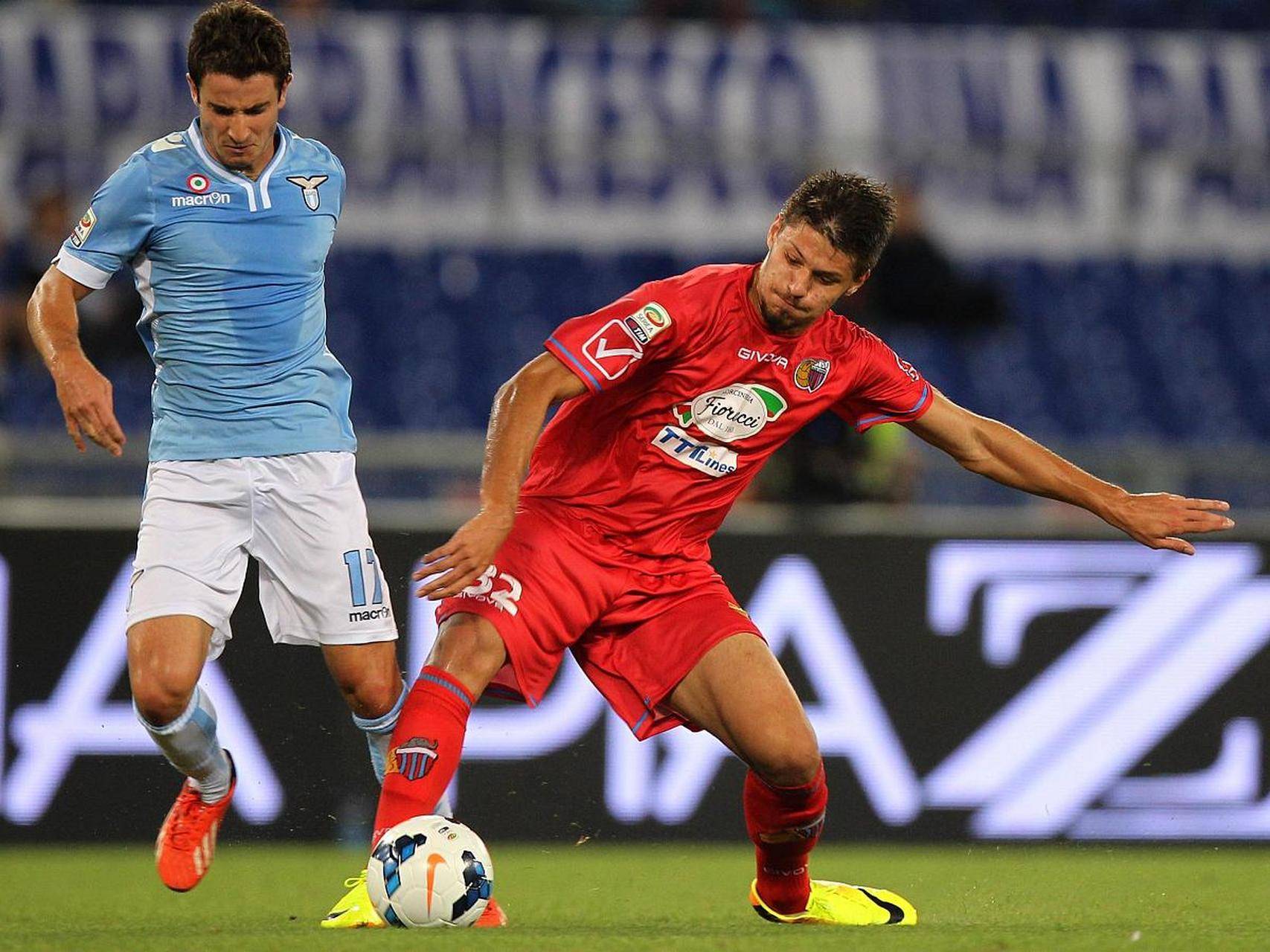 关于比利亚雷亚尔主场落败,遭遇困境的信息 关于比利亚雷亚尔主场落败,遭遇困境的信息