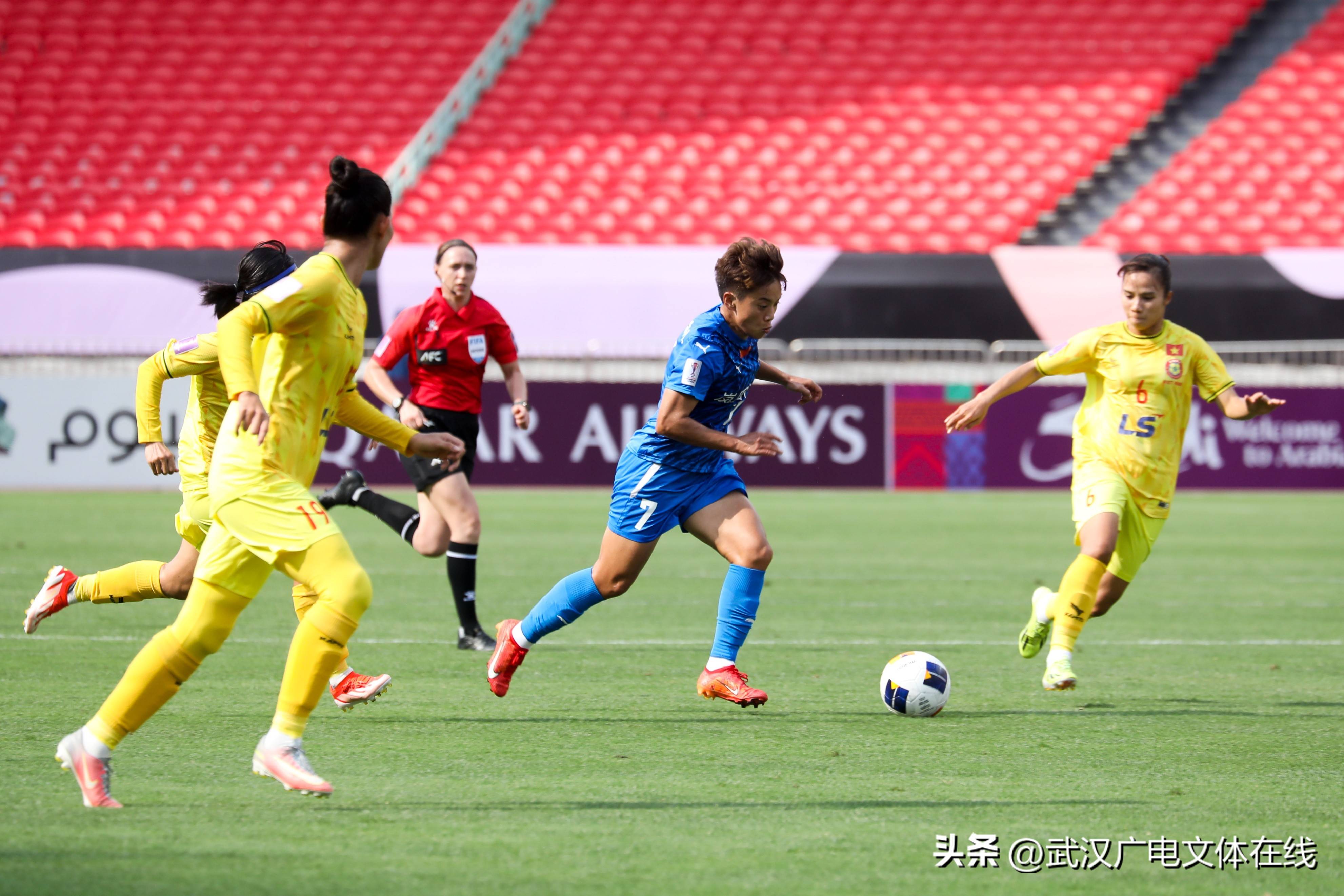 包含女足赛事直播精彩呈现,技术过硬实力压倒对手的词条 包含女足赛事直播精彩呈现,技术过硬实力压倒对手的词条