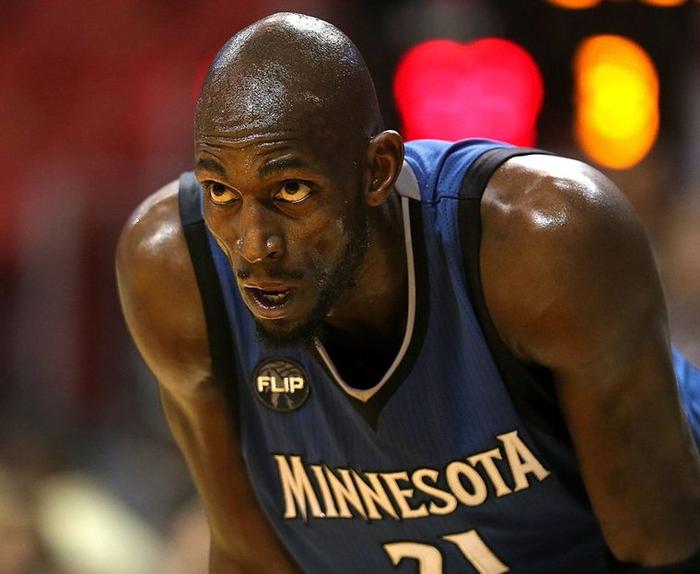 猛龙禁区防守强硬，对手难以突破