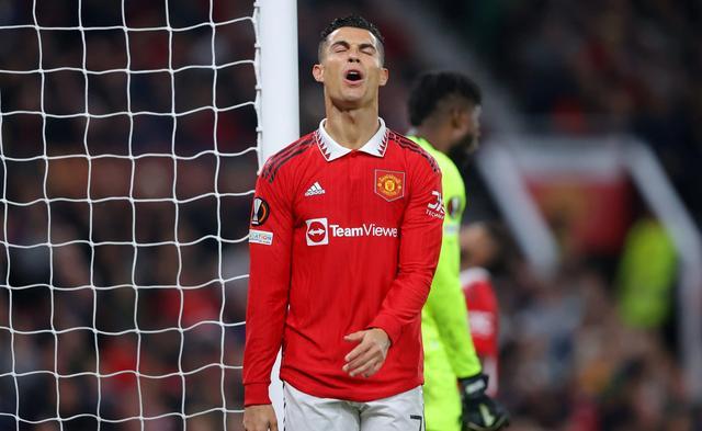 包含马德里两大豪门将进行关键之战裁判闪电红牌的词条 包含马德里两大豪门将进行关键之战裁判闪电红牌的词条