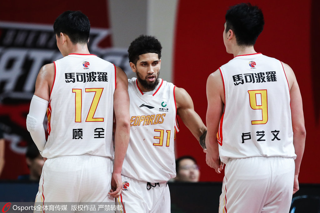 贵州男篮努力奋斗，但最终败在关键时刻的简单介绍