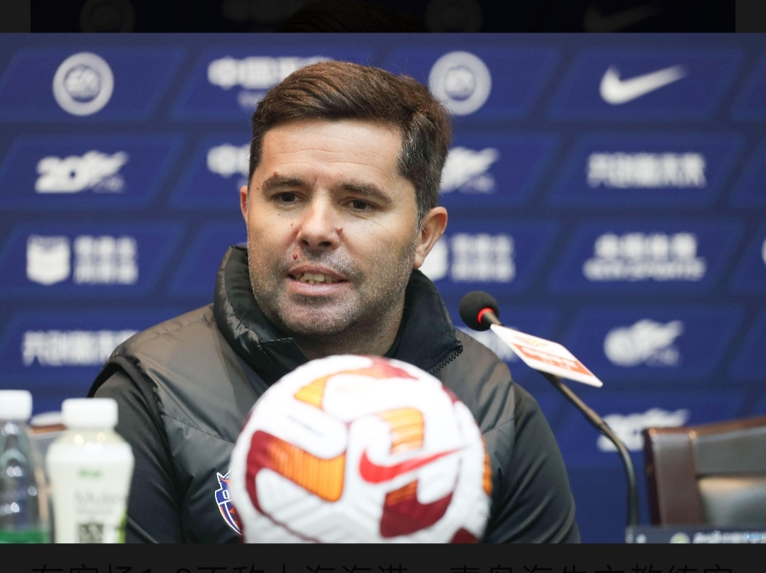 包含阿拉维斯战败陷低迷，保级困境难以摆脱的词条