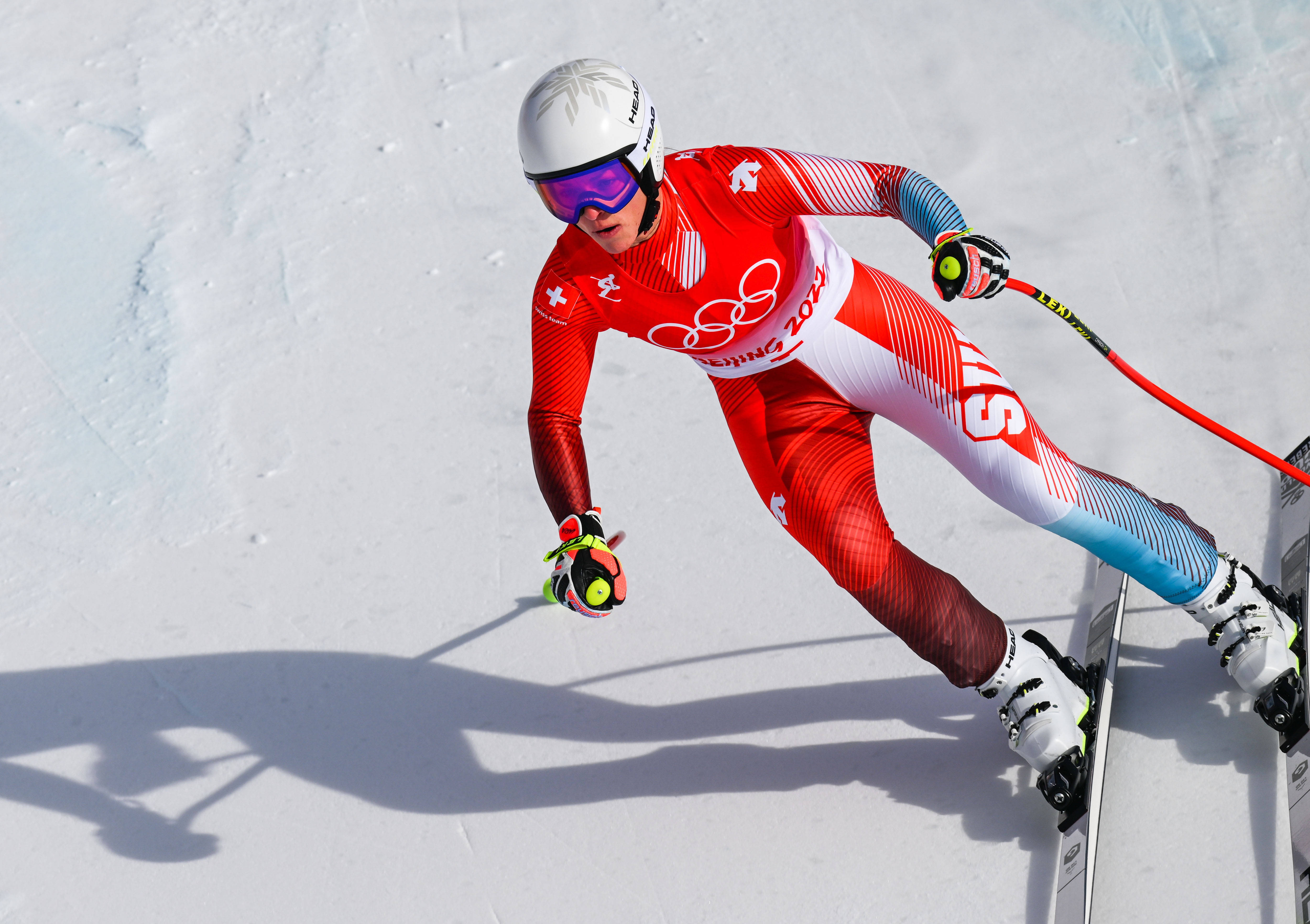 滑雪比赛场上的优雅舞者,冲向冠军 滑雪比赛场上的优雅舞者,冲向冠军