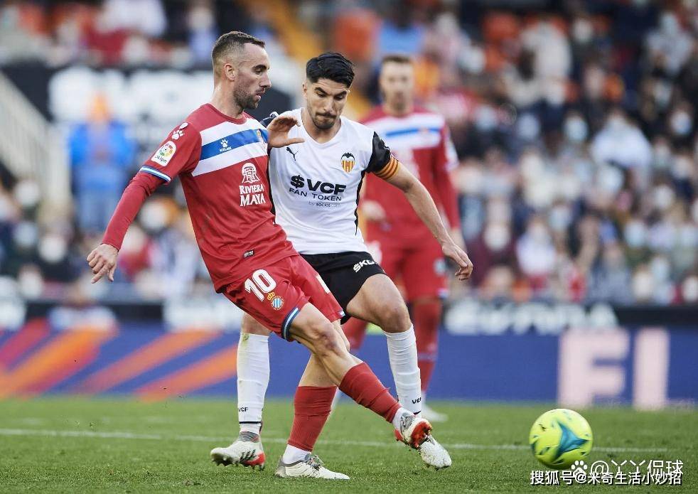 爱游戏官方入口-瓦伦西亚实现客场逆转，主帅战术奏效