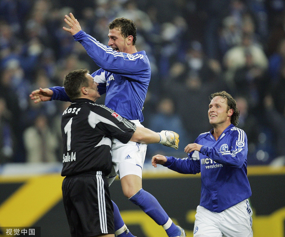 爱游戏亚洲官网-包含沙尔克队后防重整旗鼓，稳住局势的词条