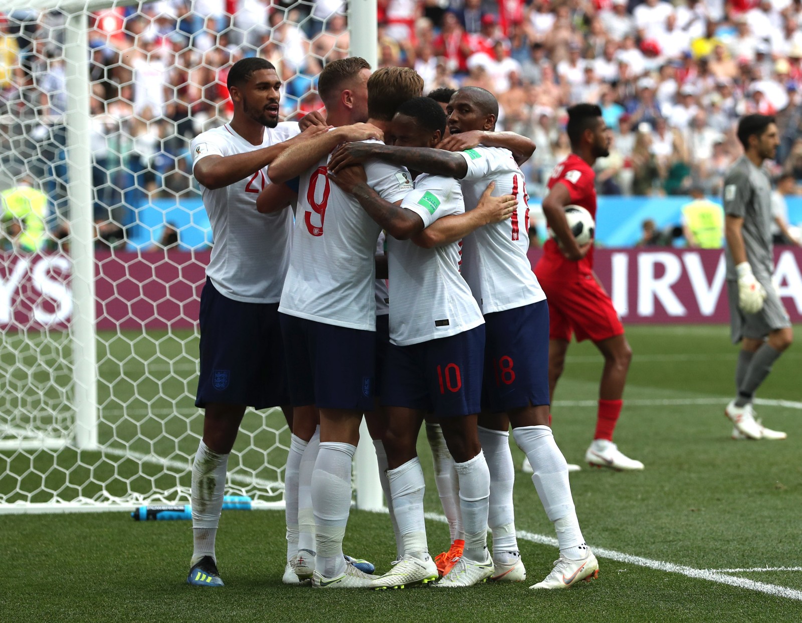 爱游戏网页版入口-包含比利时客场险胜英格兰，小组头名在望的词条